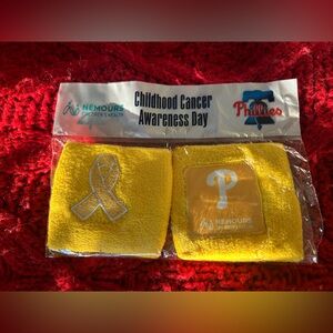 NWT Philadelphia Phillies BaseBall Sweatbands